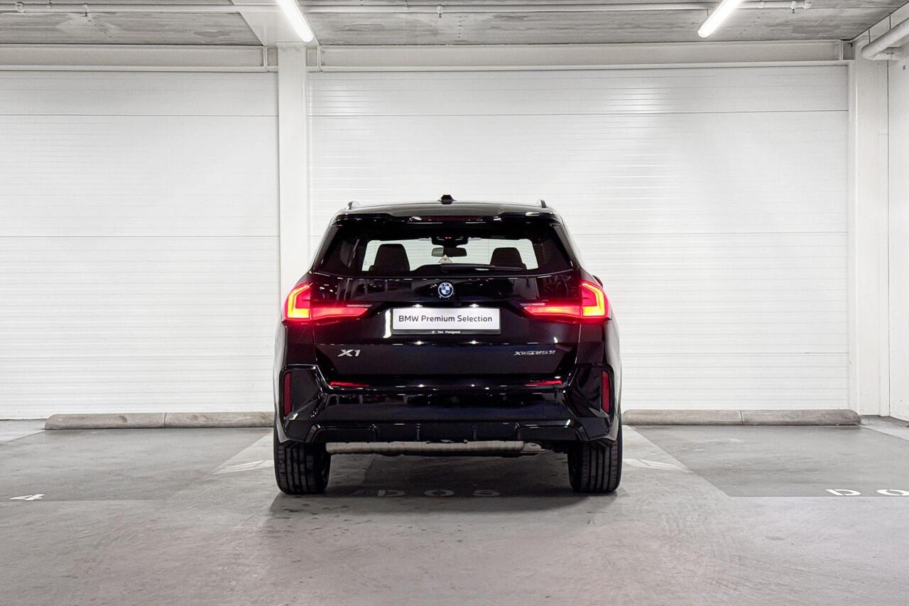 BMW X1 xDrive25e | M-Sport | Premium Pack | Comfort Pack | Driving Assistant | Harman/Kardon | Comfort Access | Trekhaak