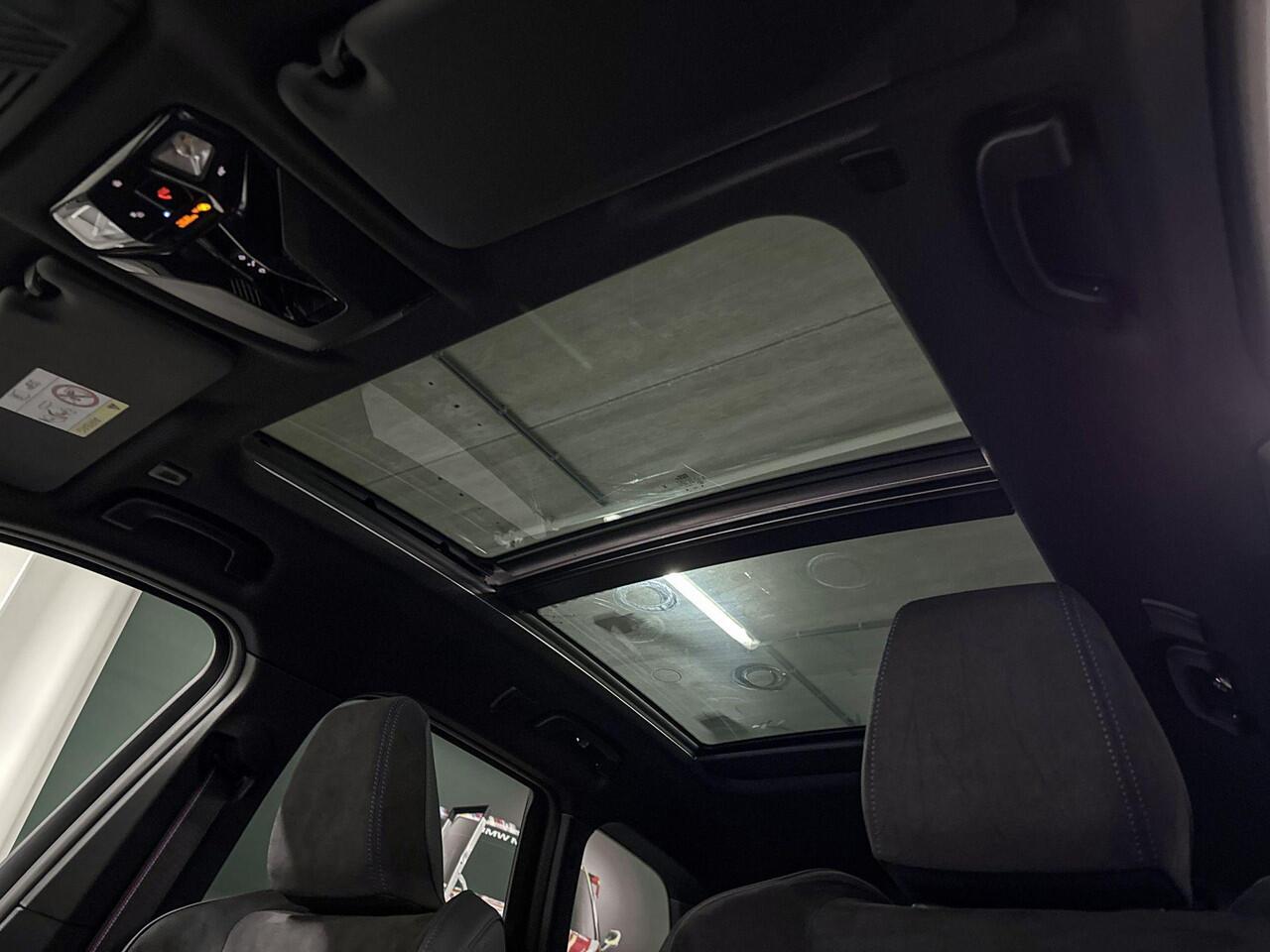 BMW X1 xDrive25e | M-Sport Pro | Travel Pack | Innovation Pack | Comfort Pack | Driving Assistant Plus | Harman/Kardon | Panoramadak | Comfort Access | Trekhaak