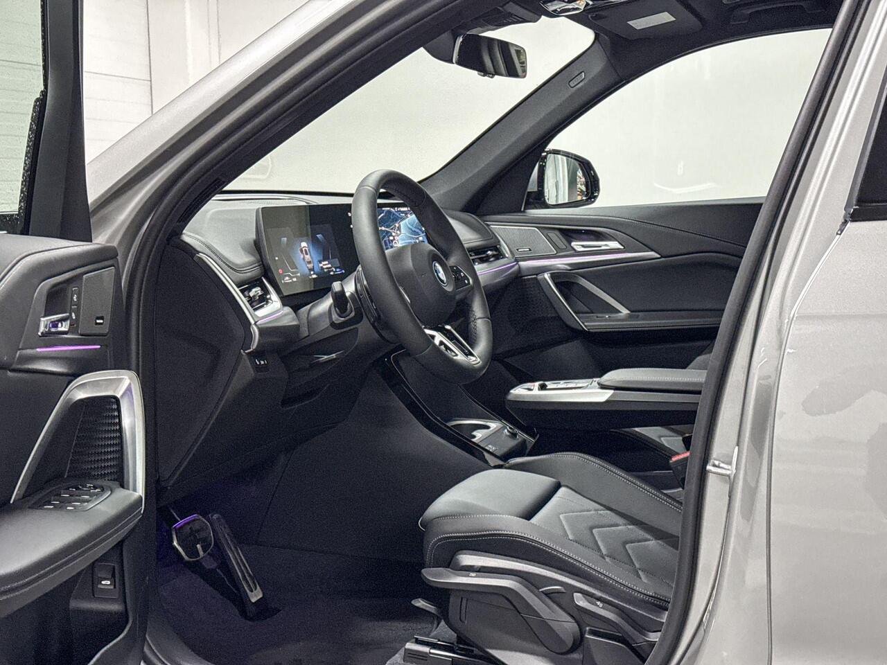 BMW X1 xDrive25e | M-Sport Pro | Travel Pack | Premium Pack | Driving Assistant | Harman/Kardon | Panoramadak | Comfort Access | Trekhaak