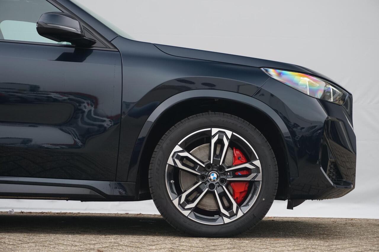 BMW X1 xDrive25e M Sportpakket Pro 19'' | Panoramadak | Trekhaak | Harman Kardon | Elektrisch verstelbare stoelen | Ekris Selection