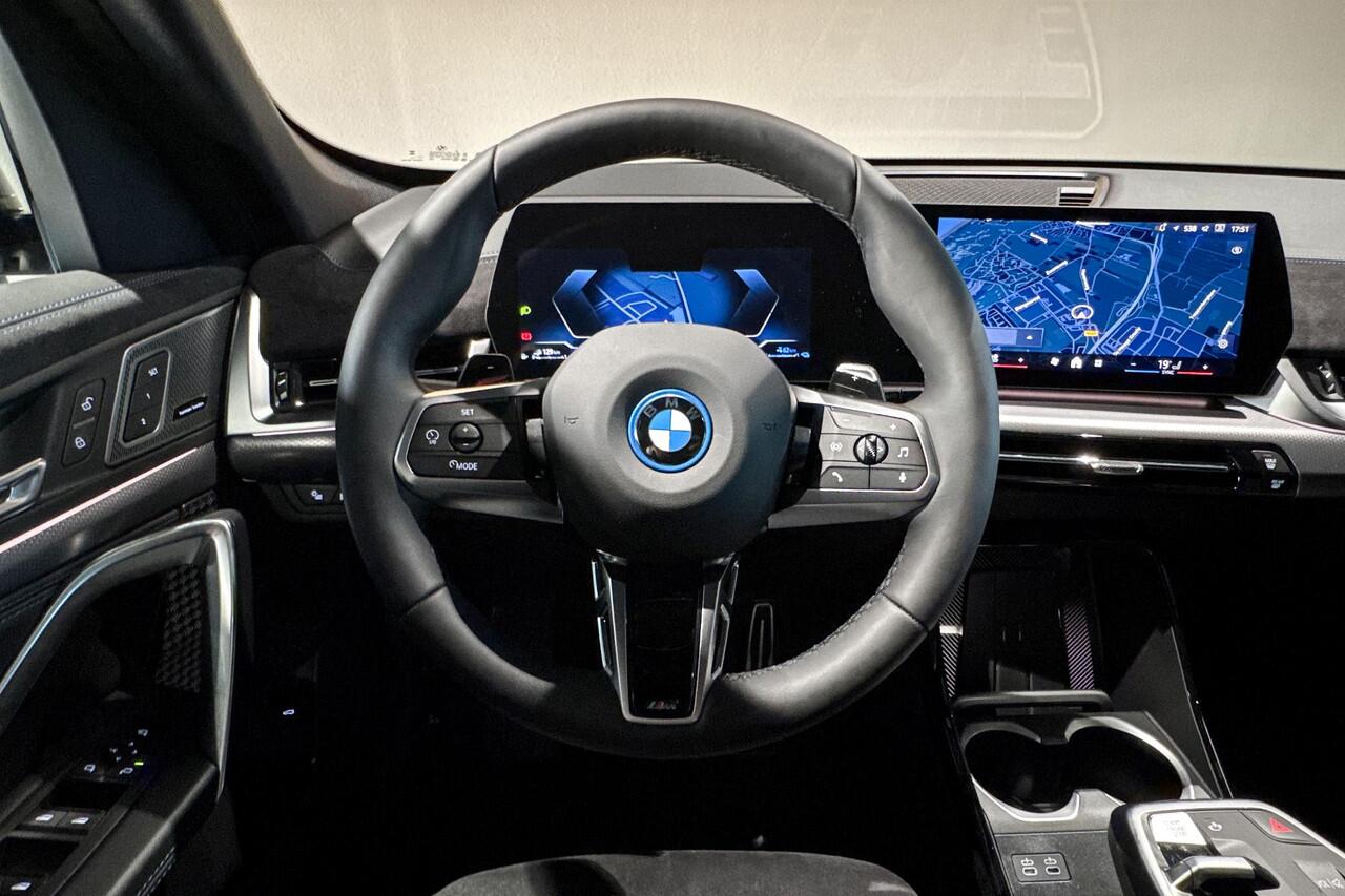 BMW X1 xDrive25e | M Sportpakket Pro | Innovation Pack | Comfort Pack | Travel Pack | Trekhaak