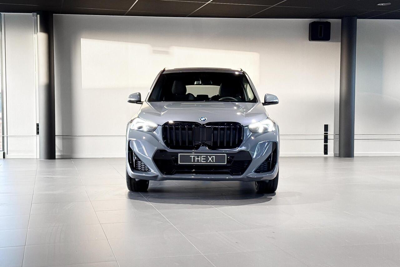 BMW X1 xDrive25e | M Sportpakket Pro | Innovation Pack | Comfort Pack | Travel Pack | Trekhaak