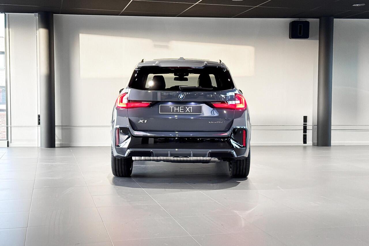 BMW X1 xDrive25e | M Sportpakket Pro | Innovation Pack | Comfort Pack | Travel Pack | Trekhaak