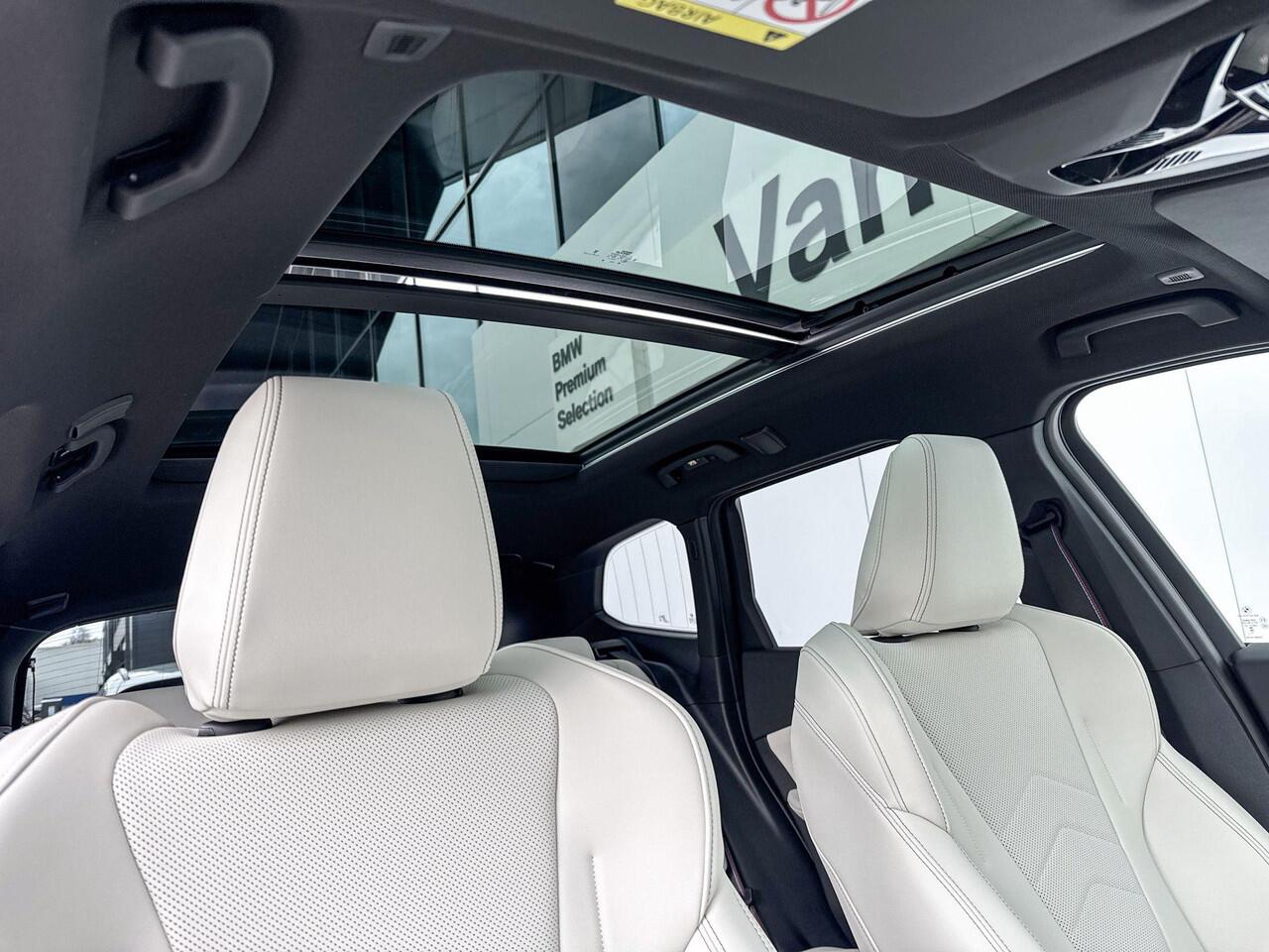 BMW X1 xDrive25e | M Sport Pro | Panoramadak | Huisselectie