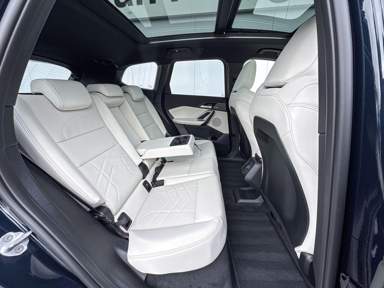 BMW X1 xDrive25e | M Sport Pro | Panoramadak | Huisselectie