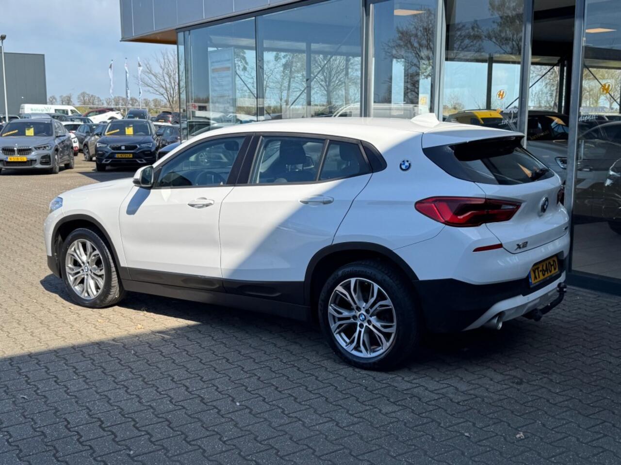BMW X2 1.8I sDrive Lefhebber Edition - navi - camera - stoelverwarming