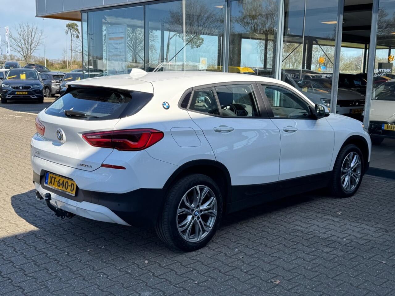 BMW X2 1.8I sDrive Lefhebber Edition - navi - camera - stoelverwarming