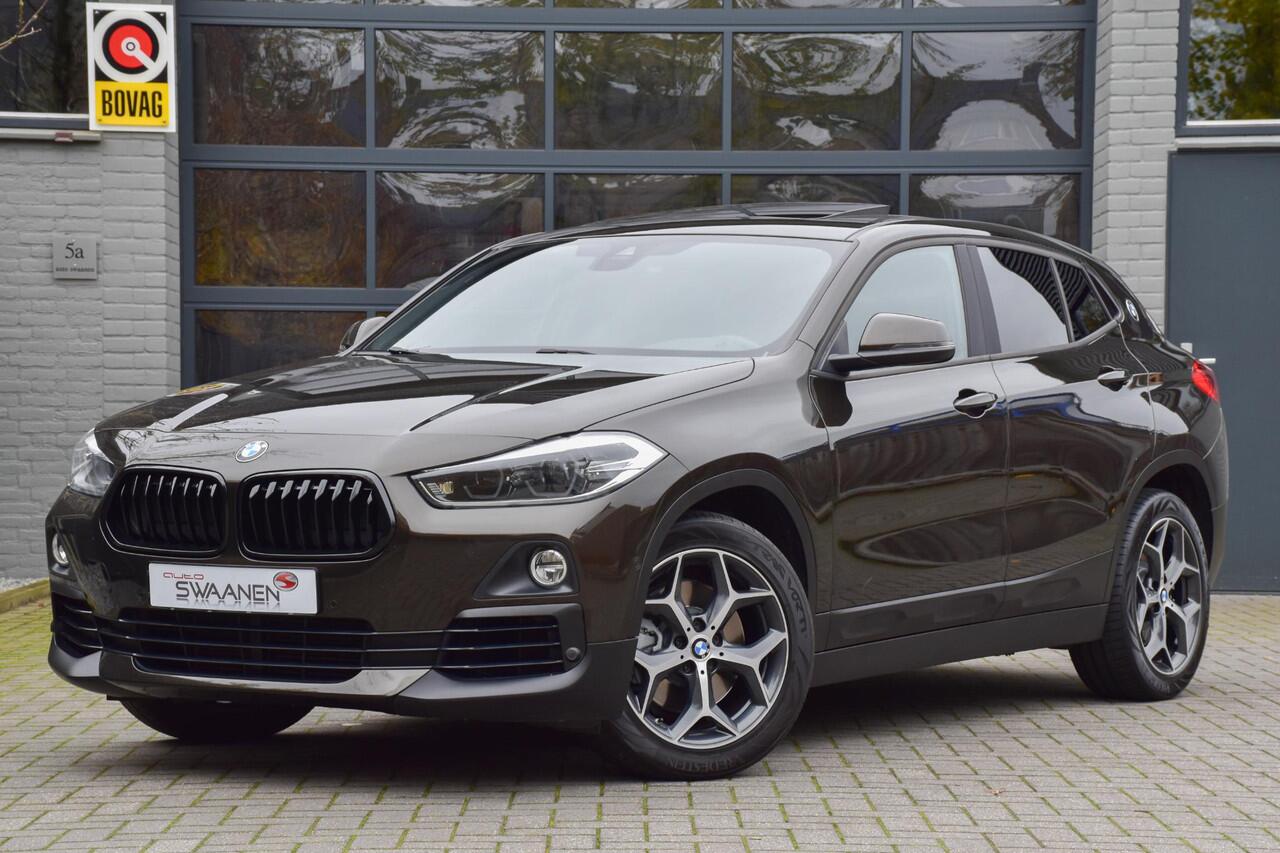 BMW X2 sDrive20i High Executive | Panoramadak