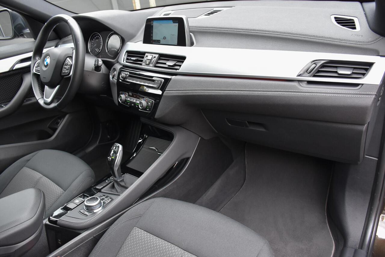 BMW X2 sDrive20i High Executive | Panoramadak