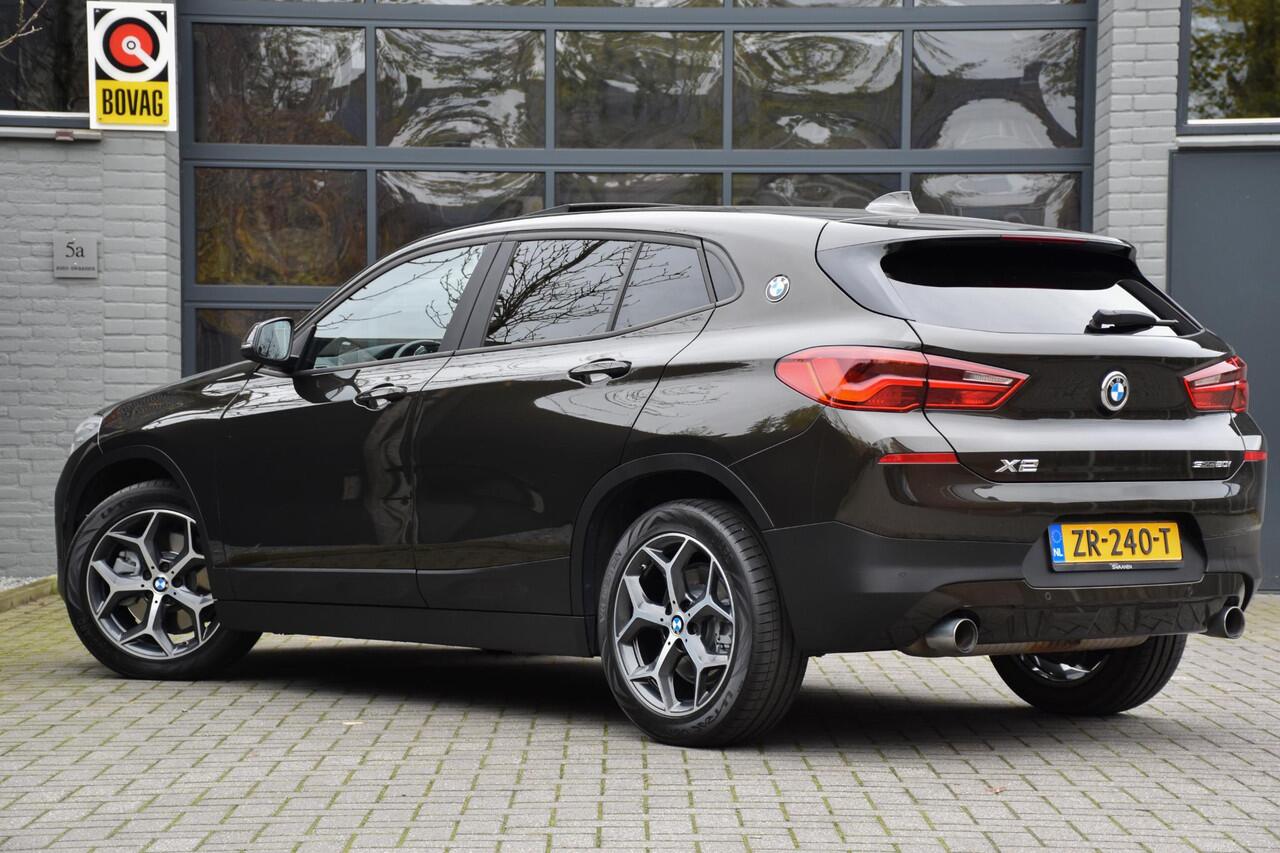 BMW X2 sDrive20i High Executive | Panoramadak