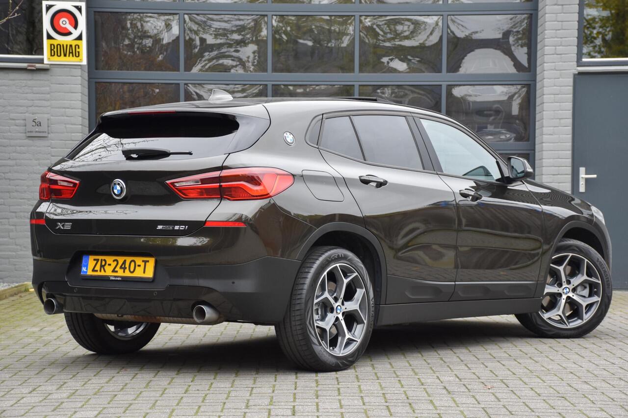 BMW X2 sDrive20i High Executive | Panoramadak