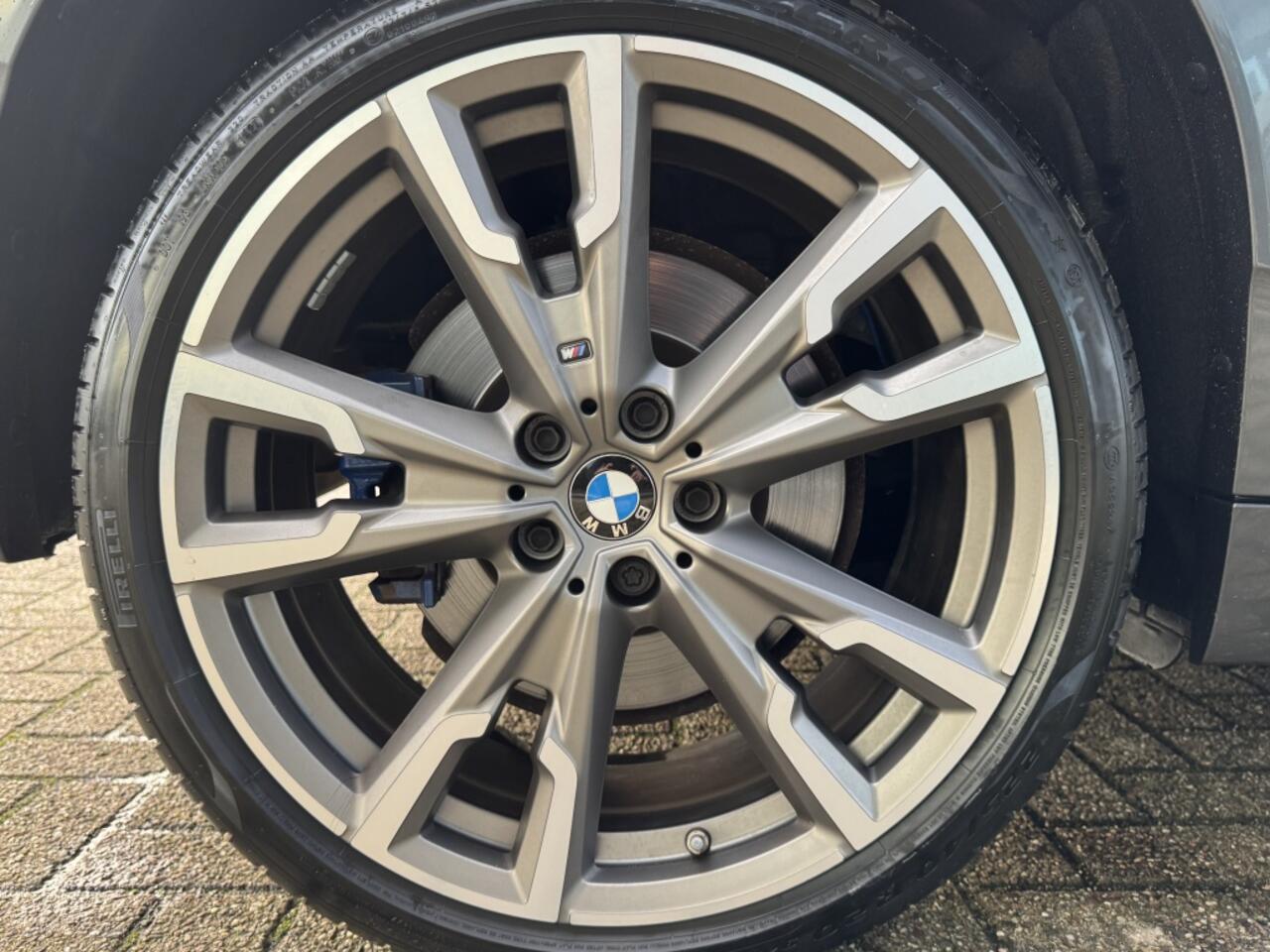 BMW X2 M35i High Executive | Pano | Alcantara bekleding | HUD | Cruise