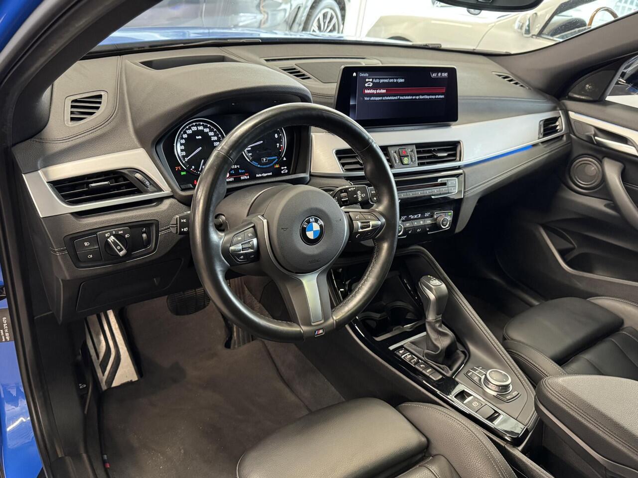 BMW X2 xDrive25e High Executive M Pakket | Panodak | HK | Elektr Stoelen | Leer | ACC ( Vestiging - Nieuwegein )