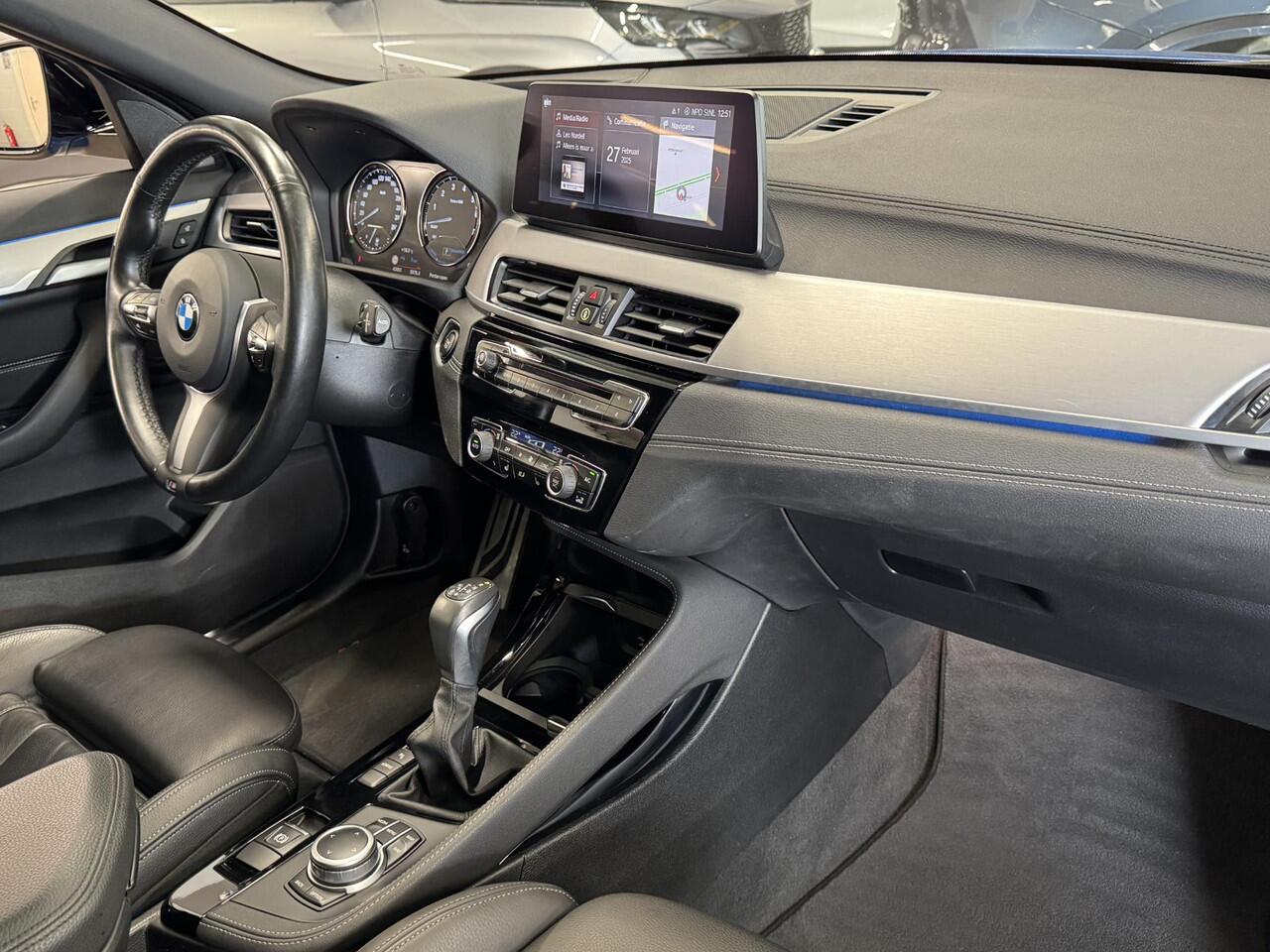 BMW X2 xDrive25e High Executive M Pakket | Panodak | HK | Elektr Stoelen | Leer | ACC ( Vestiging - Nieuwegein )