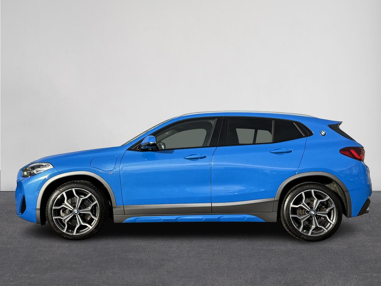 BMW X2 xDrive25e High Executive M Pakket | Panodak | HK | Elektr Stoelen | Leer | ACC ( Vestiging - Nieuwegein )