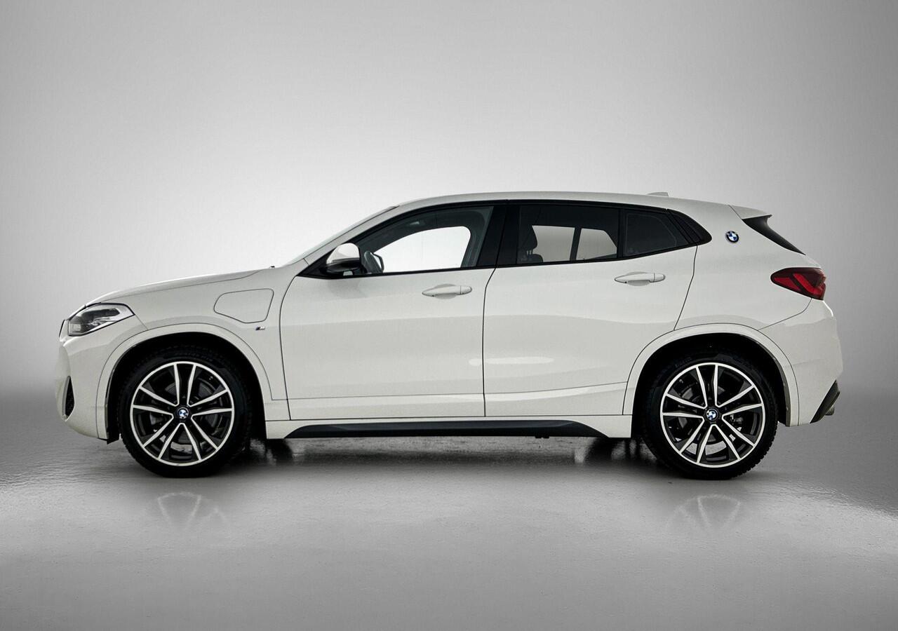 BMW X2 xDrive25e 224PK High Executive Plug-In M-SPORT | LEER | EL-ACHTERKLEP