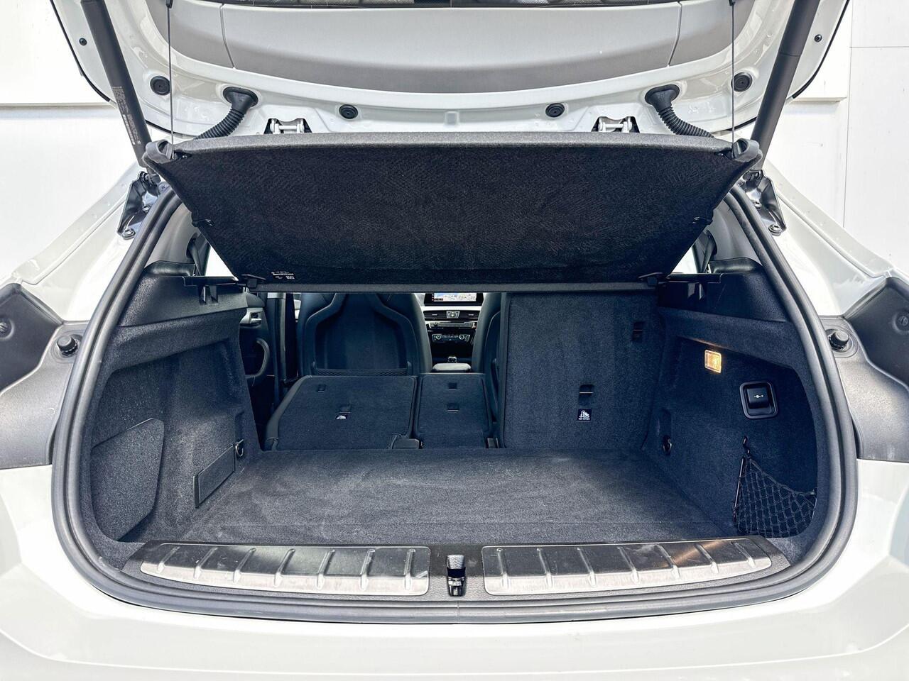 BMW X2 sDrive18i | Business Edition | Head-Up Display | Selections