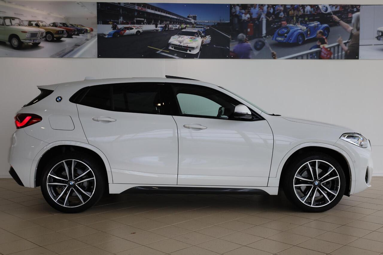 BMW X2 xDrive25e | M Sportpakket | Panorama Dak | Stoelverwarming