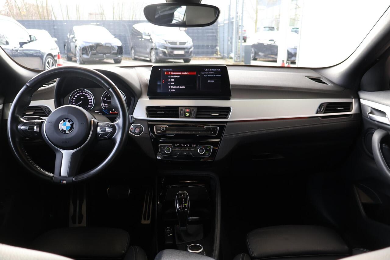 BMW X2 sDrive20i High Executive | Voorstoelen Verwarmd | Apple Carplay | HiFi