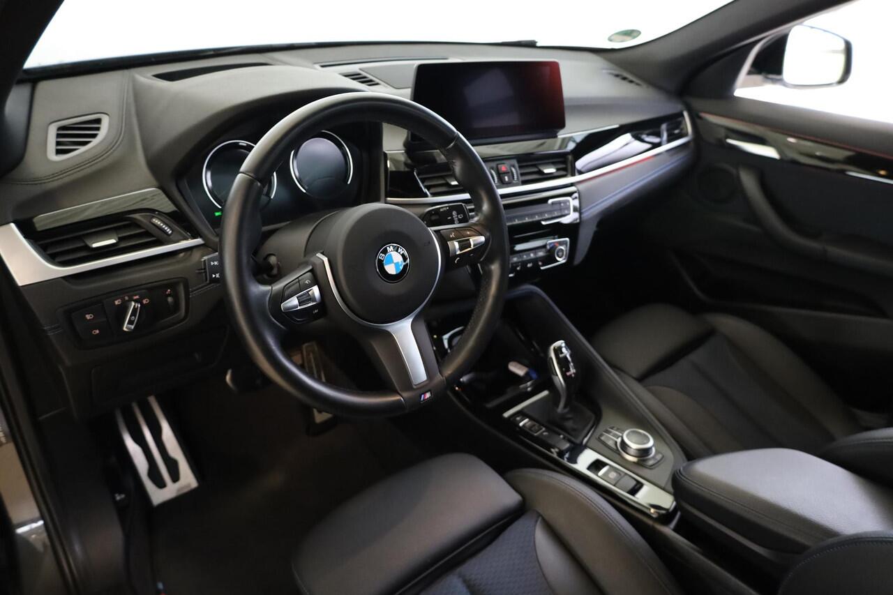BMW X2 sDrive18i High Executive | M Sport | Driving Assistant | Comfort Access | Stoelverwarming | head-up display | Lentevoordeel