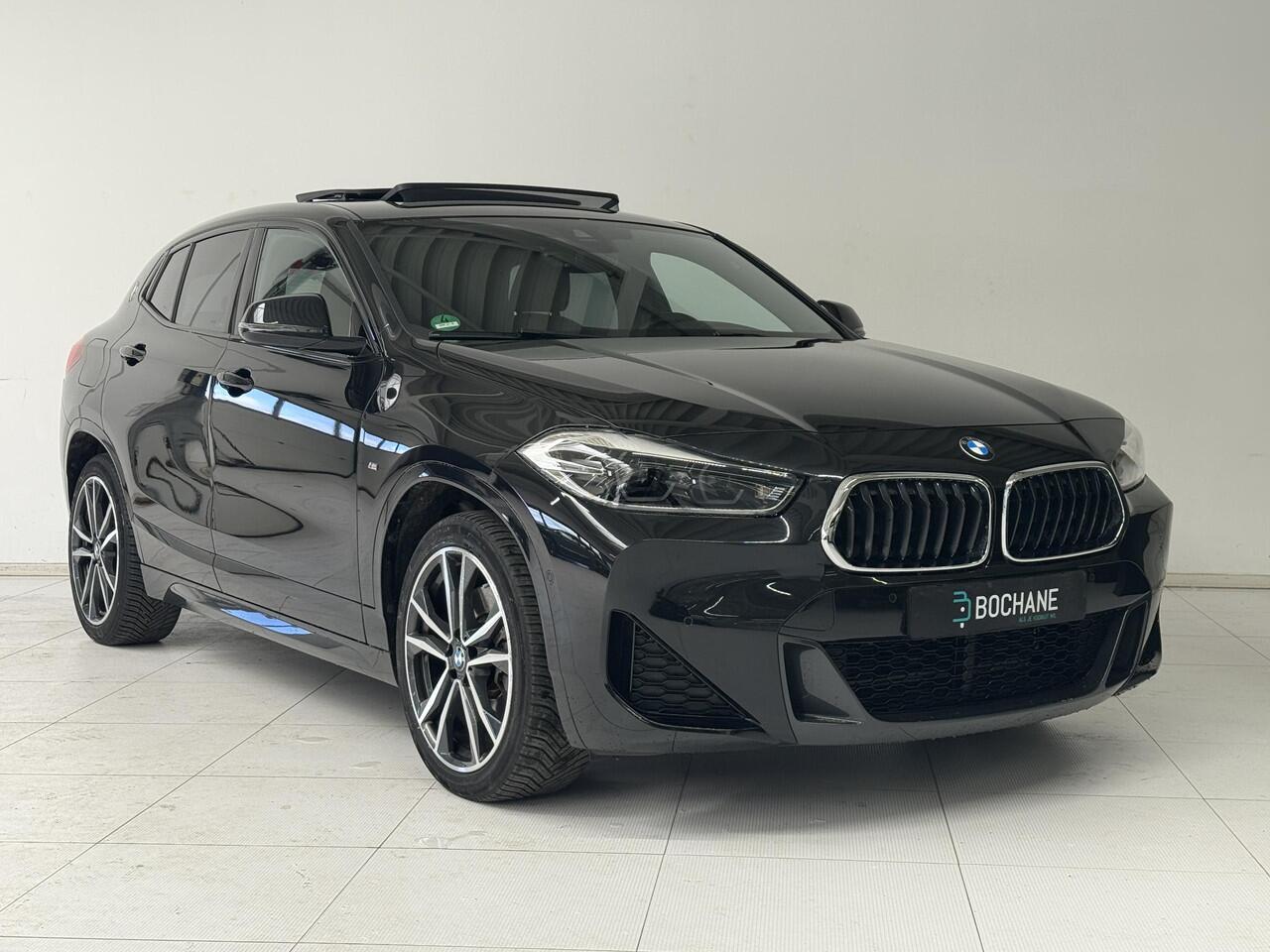 BMW X2 xDrive25e Executive | M Sport | Stoelverwarming | Panoramadak | Achteruitrijcamera | Navigatie |
