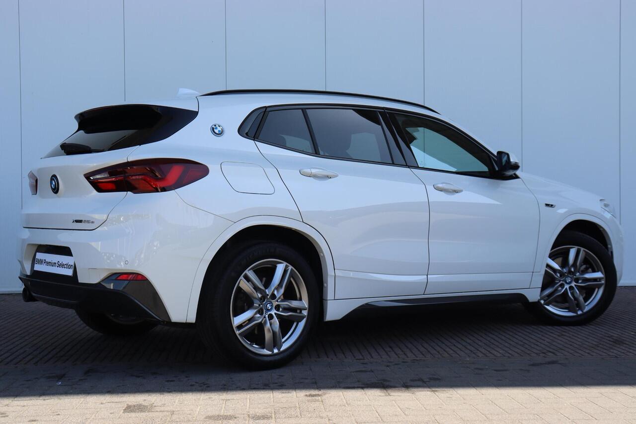 BMW X2 xDrive25e M Sportpakket/ Stuurverwarming/ Comfort Access/ Achteruitrijcamera/ Sportstoelen/ Stoelverwarming