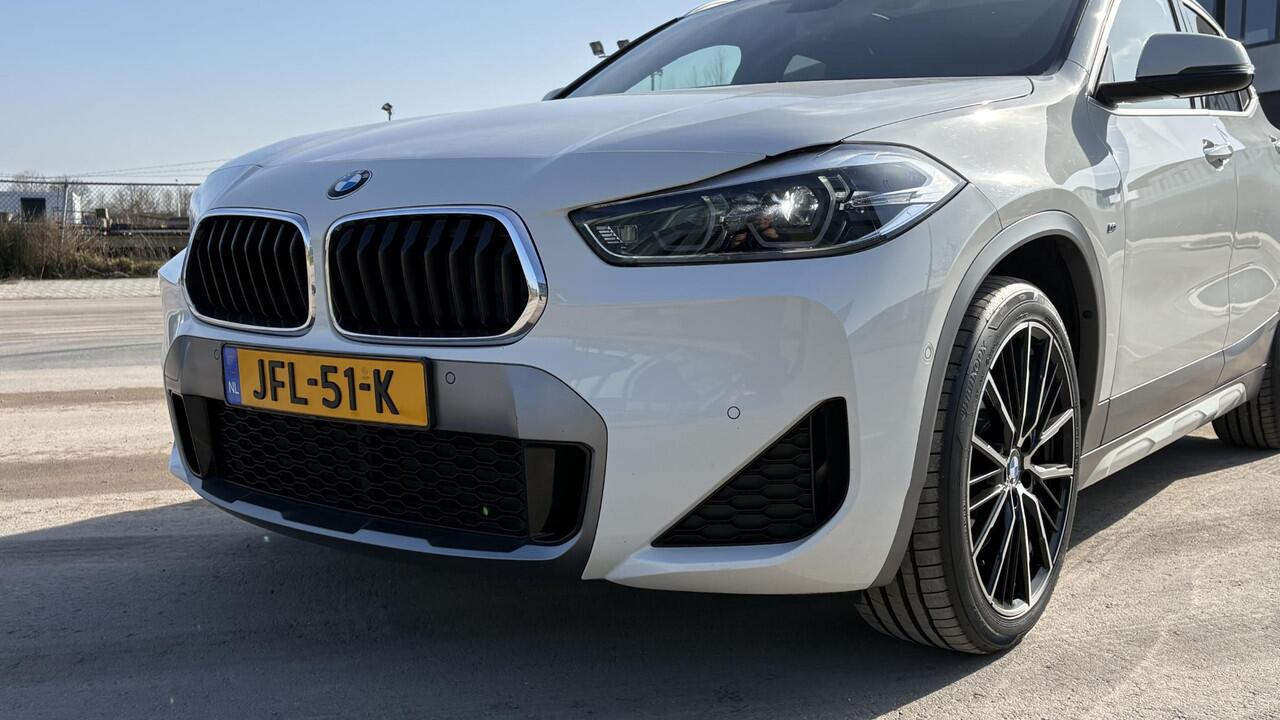 BMW X2 sDrive20i High Executive M-Sport, Pano