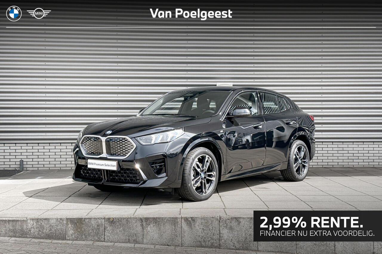BMW X2 iX2 eDrive20 67 kWh / Selections