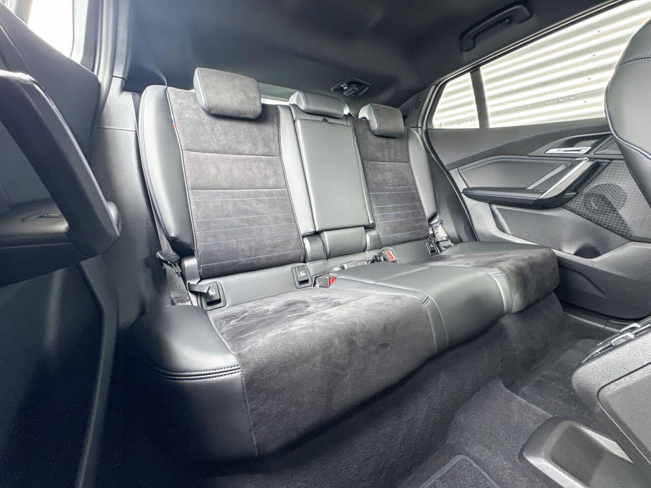 BMW X2 iX2 eDrive20 67 kWh / Selections