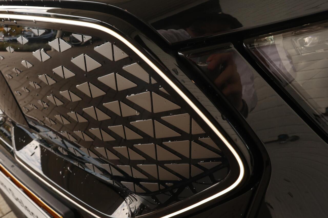 BMW X2 iX2 eDrive20 M Sportpakket Pro | Innovation Pack | Comfort Pack | Panoramadak