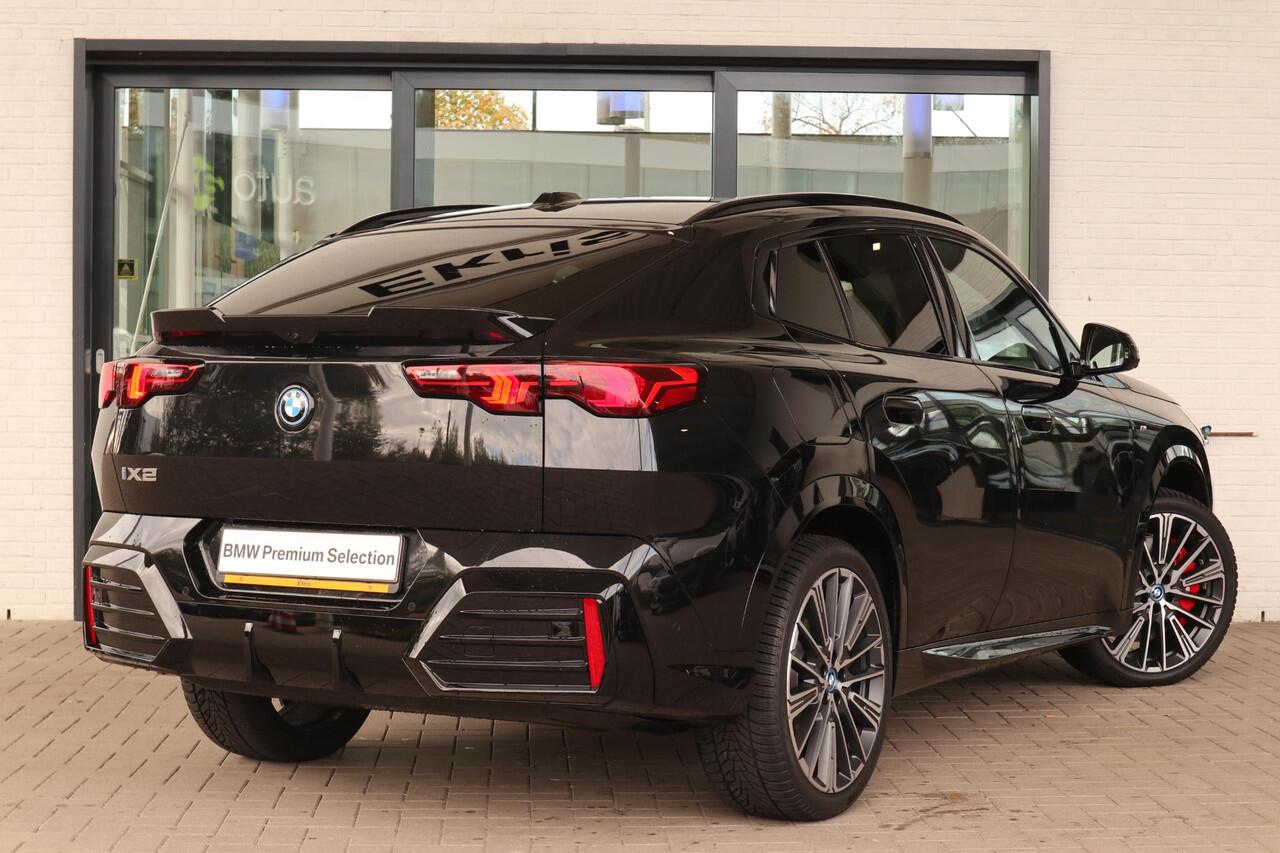 BMW X2 iX2 eDrive20 M Sportpakket Pro | Innovation Pack | Comfort Pack | Panoramadak