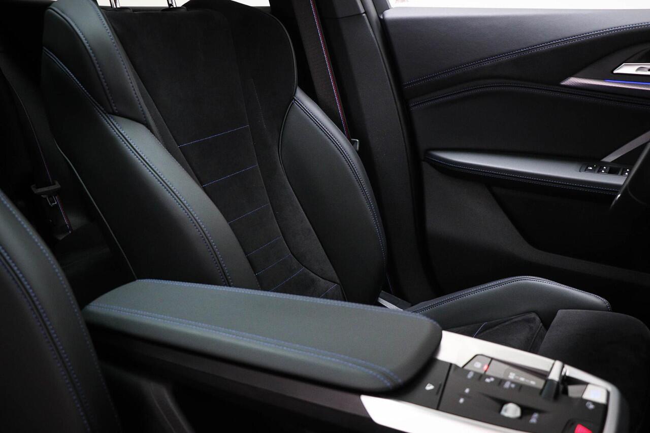 BMW X2 iX2 xDrive30 67 kWh M-Sport Pro | PANORAMADAK | SOH 100% | STOELVERWARMING | 20" | DRIVING ASSISTANT PLUS- PACK