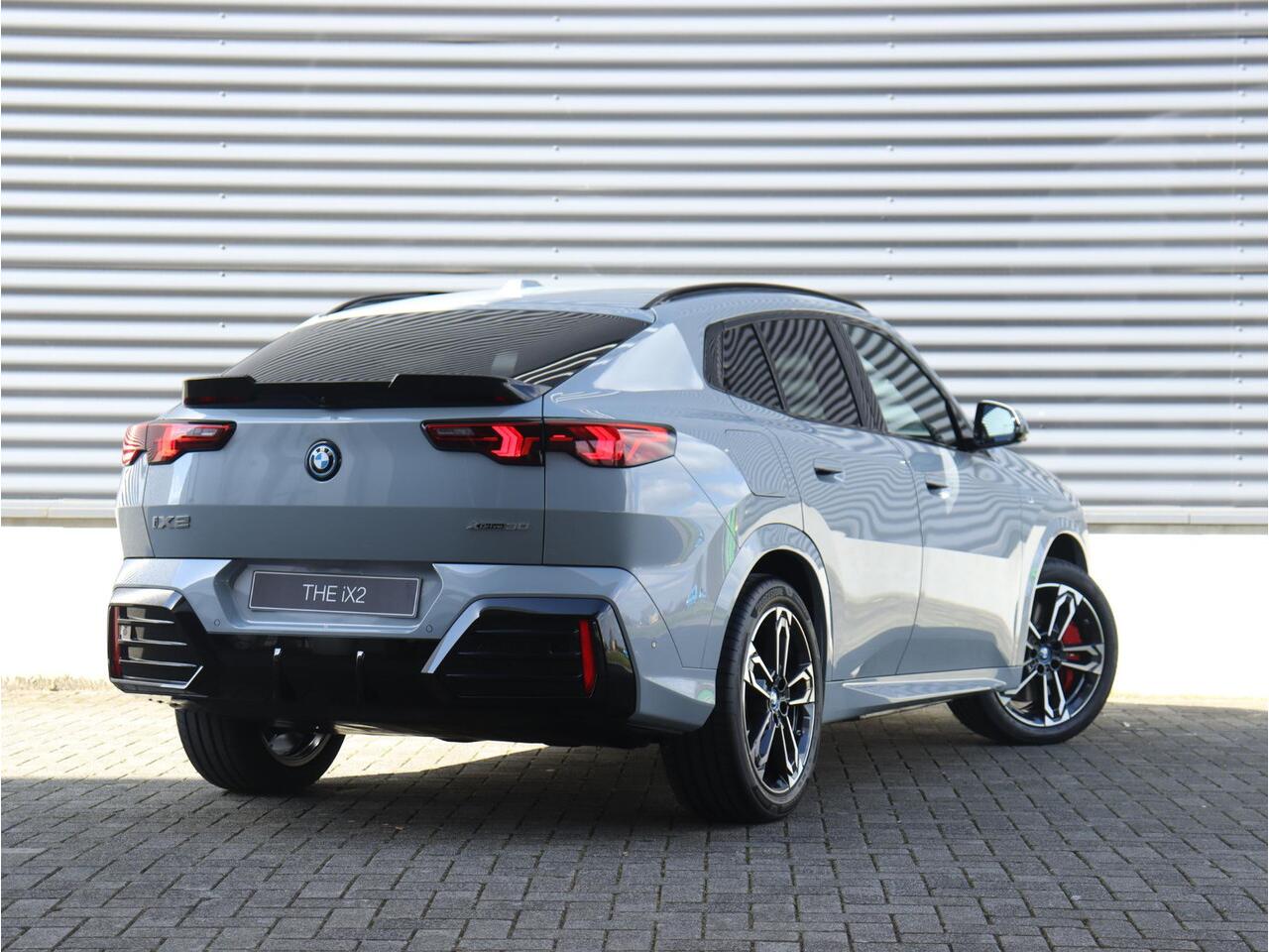 BMW X2 iX2 xDrive30 | M Sport Package | Equipment Package Pro | Comfort Pack