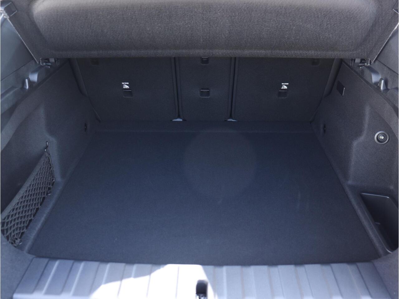 BMW X2 iX2 eDrive20 | M Sportpakket Pro | Premium Pack | Trekhaak | Harman Kardon | Camera | 20'' LMV | Ekris Selection