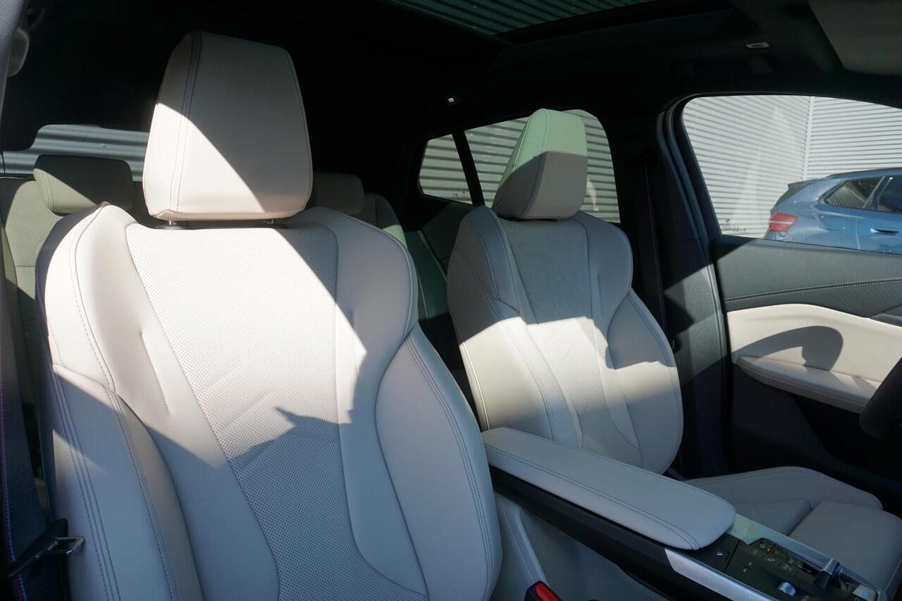 BMW X2 iX2 xDrive30 M Sportpakket Pro | Innovation Pack | Comfort Pack | Glazen panoramadak | Parking Assistant Plus | BMW Head-Up Display | Ekris Selection