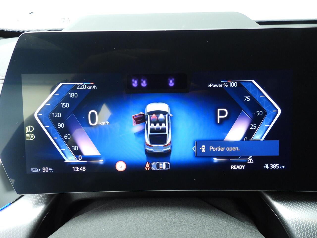 BMW X2 iX2 eDrive20 M-Sportpakket / Trekhaak / Panoramadak / Harman-Kardon / Getint glas / Alu wielen 19 inch