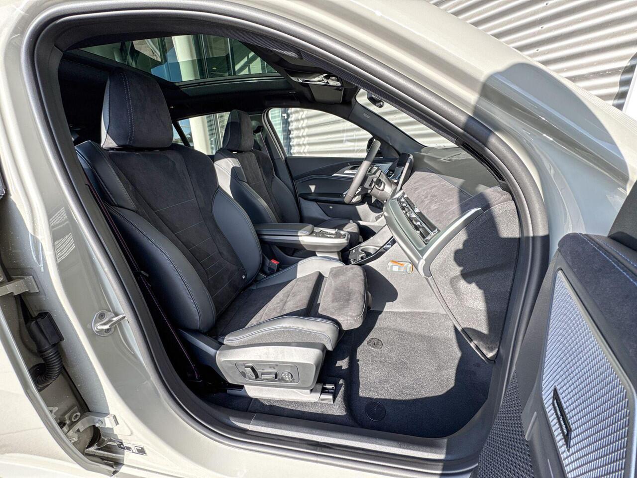 BMW X2 iX2 eDrive20 M Sportpakket Pro / Innovation Pack / Comfort Pack / Panoramadak / Elektrisch verstelbare stoelen / Driving Assistant Plus