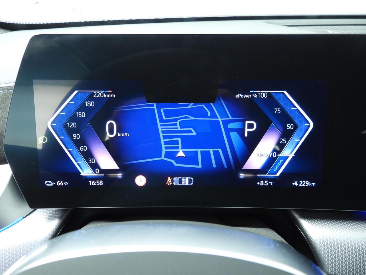 BMW X2 iX2 eDrive20 | M-Sportpakket | LED | Navigatie | Sportstoelen | Stoelverwarming | Adaptief onderstel | DAB | Alu 19 inch