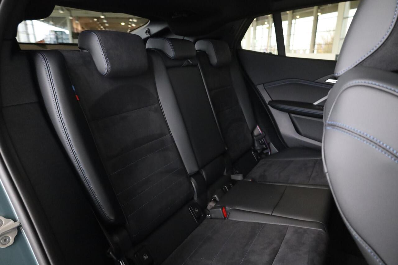 BMW X2 sDrive20i M Sportpakket Pro | Panoramadak | Head-Up | Harman Kardon | Adaptieve Cruise Control | 360 Camera | Stoel & Stuurwielverwarming | Dodehoekdetectie | Adaptieve LED | Trekhaak