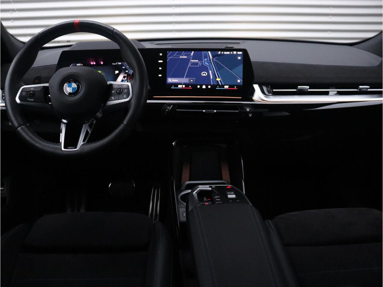 BMW X2 M35i xDrive | M Sportpakket Pro | Panodak | Head-Up | Harman Kardon | Driving Assistant Prof. | Elektr. Stoelen | M Stoelen | 21'' LMV