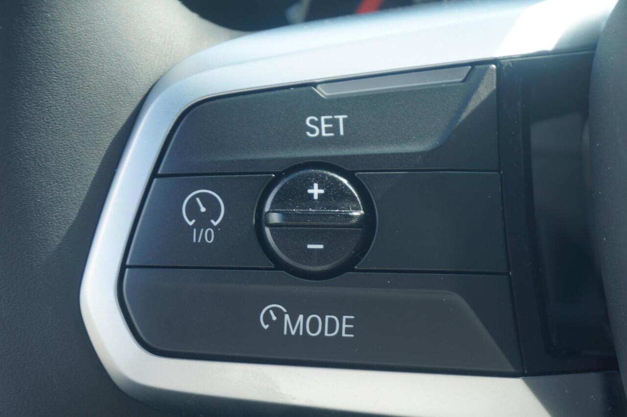 BMW X2 sDrive20i 20'' | Panoramadak | Elektrisch verstelbare stoelen | Harman Kardon | Trekhaak | Ekris Selection