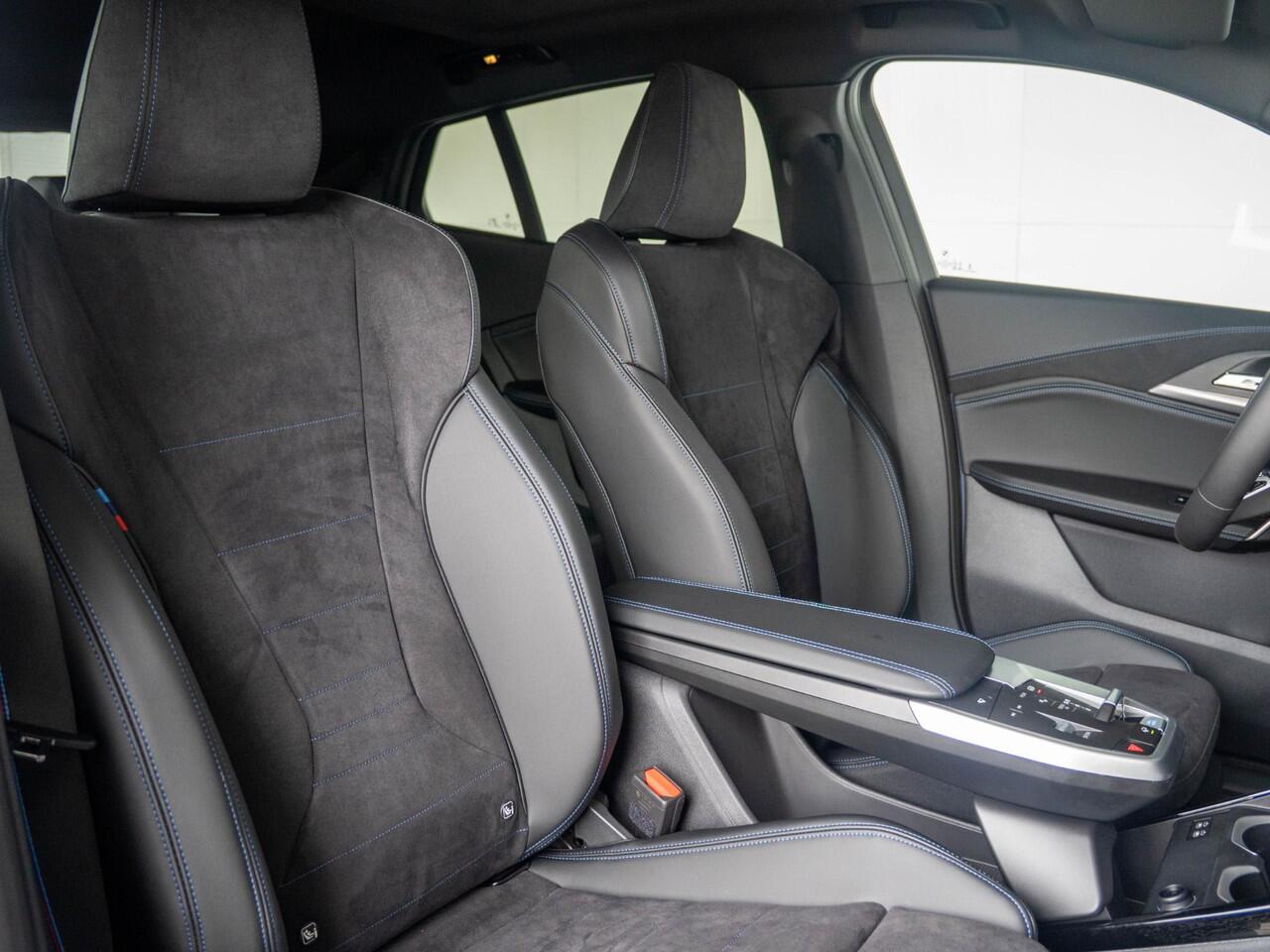 BMW X2 iX2 eDrive20 | M Sportpakket Pro | Innovation Pack | Verwarmd Stuurwiel | Harman-Kardon | Comfort Access | Panoramadak | Stoelverwarming | Head-Up Display | Trekhaak | Ekris Selection