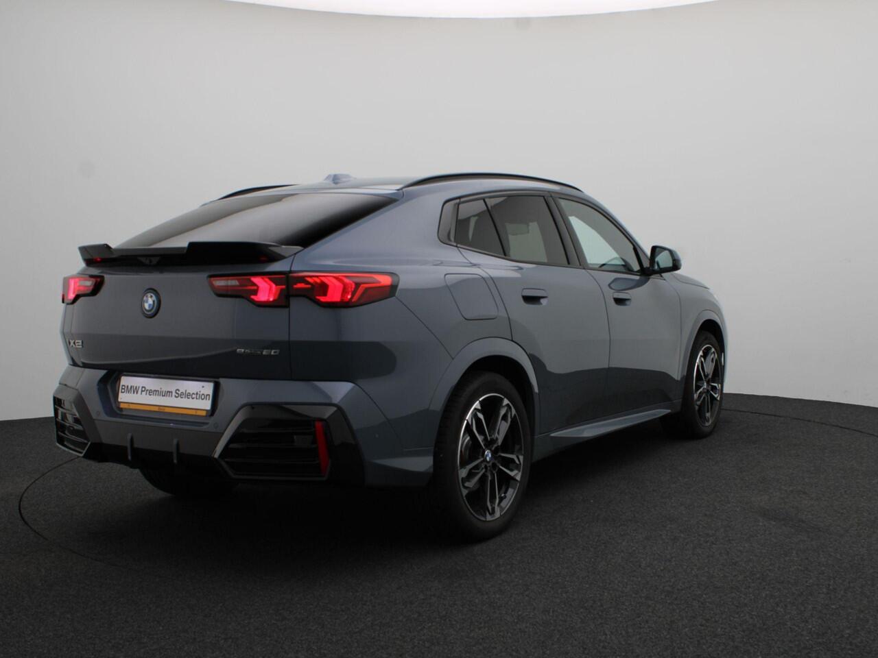 BMW X2 iX2 eDrive20 M Sport Edition | M Sportpakket Pro | Innovation Pack | Comfort Pack | M Adaptief onderstel | Comfort Access| Panoramadak | Elektrisch Verstelbare Sportstoelen | Head-Up Display | Harman Kardon | 19'' | Ekris Selection