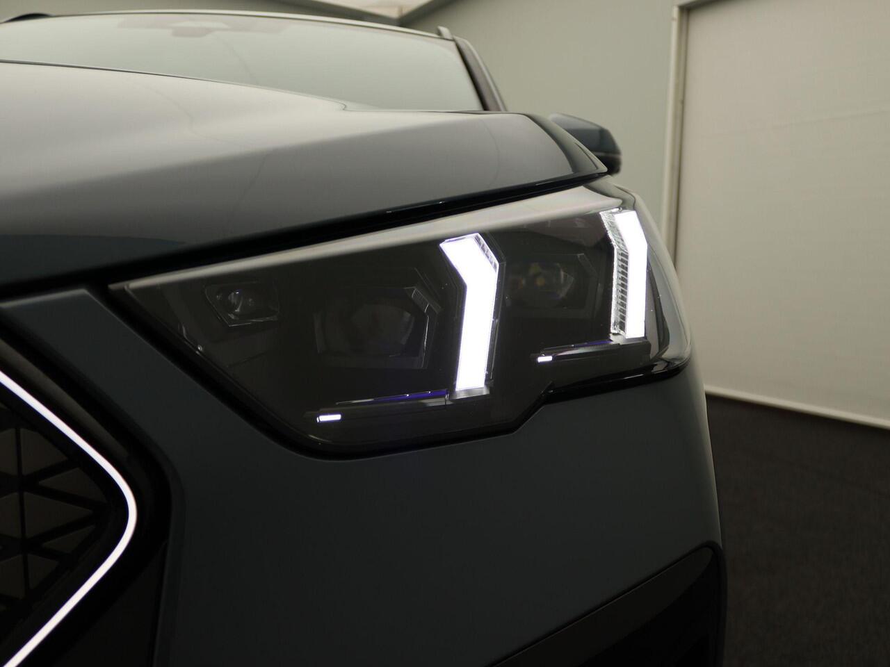 BMW X2 iX2 eDrive20 M Sport Edition | M Sportpakket Pro | Innovation Pack | Comfort Pack | M Adaptief onderstel | Comfort Access| Panoramadak | Elektrisch Verstelbare Sportstoelen | Head-Up Display | Harman Kardon | 19'' | Ekris Selection