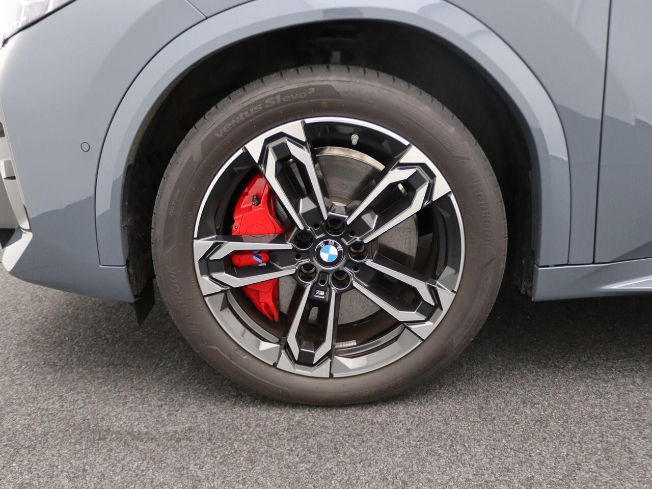 BMW X2 iX2 eDrive20 M Sport Edition | M Sportpakket Pro | Innovation Pack | Comfort Pack | M Adaptief onderstel | Comfort Access| Panoramadak | Elektrisch Verstelbare Sportstoelen | Head-Up Display | Harman Kardon | 19'' | Ekris Selection