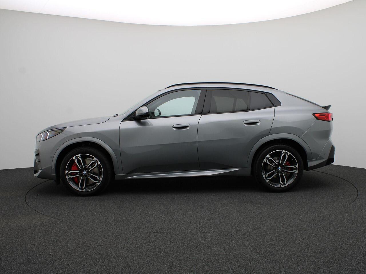 BMW X2 iX2 eDrive20 M Sport Edition | M Sportpakket Pro | Innovation Pack | Comfort Pack | M Adaptief onderstel | Panoramadak | Elektrisch Verstelbare Sportstoelen | Head-Up Display | Harman Kardon | 19'' | Ekris Selection