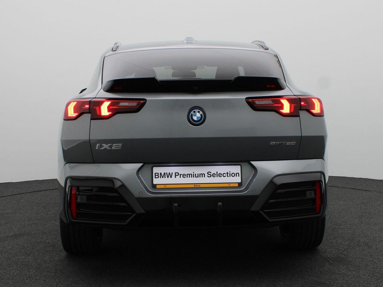 BMW X2 iX2 eDrive20 M Sport Edition | M Sportpakket Pro | Innovation Pack | Comfort Pack | M Adaptief onderstel | Panoramadak | Elektrisch Verstelbare Sportstoelen | Head-Up Display | Harman Kardon | 19'' | Ekris Selection