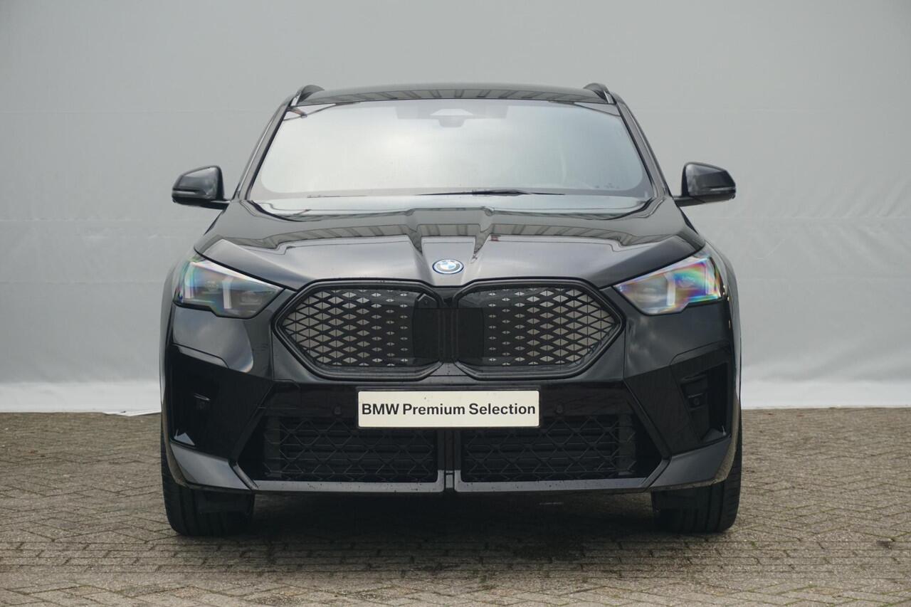 BMW X2 iX2 eDrive20 M Sport Edition 20'' / Harman Kardon / Head-Up Display / Elektrisch Verstelbare Stoelen / Ekris Selection