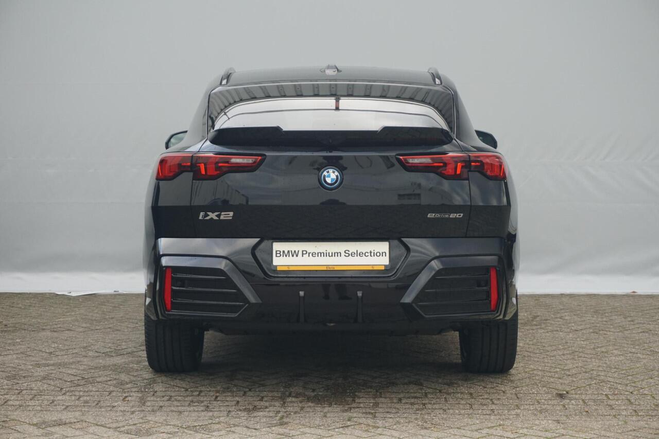 BMW X2 iX2 eDrive20 M Sport Edition 20'' / Harman Kardon / Head-Up Display / Elektrisch Verstelbare Stoelen / Ekris Selection