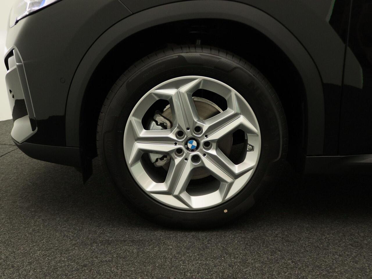 BMW X2 iX2 eDrive20 Premium Pack | Comfort Access | Achteruitrijcamera | 18'' | Ekris Selection